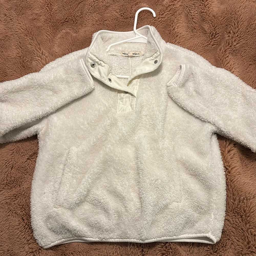 white cropped jacket